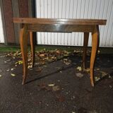 Vintage leaf table