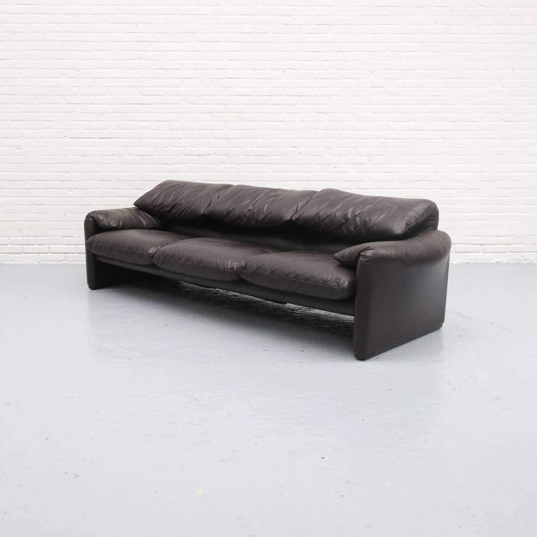 Cassina Maralunga Three-seater Sofa