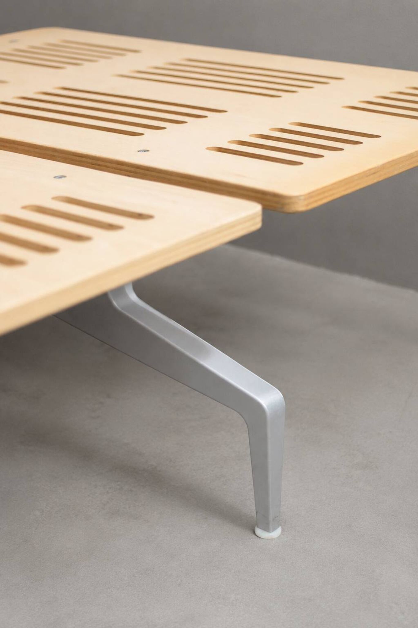 Legnoletto bed d'Alfredo Häberli modele LL4 par Alias, lit ou méridienne