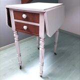 Table with drop-leaf parts