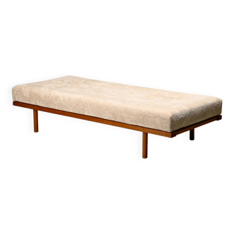 Børge Mogensen Daybed Chêne et tissu couleur amande, Fredericia Stolefabrik