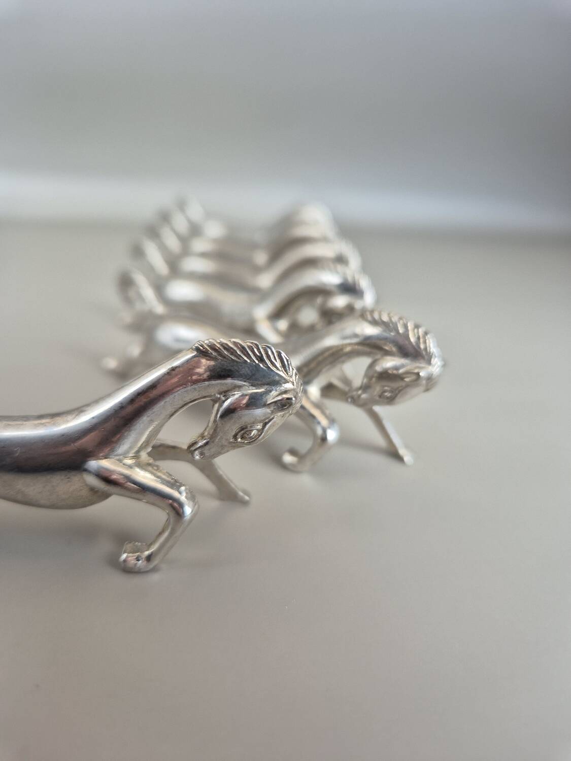 Set of 6 vintage silver metal knife rests - horse motif