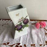 Porcelain vase Decoration by artist Maïthé “Agen”