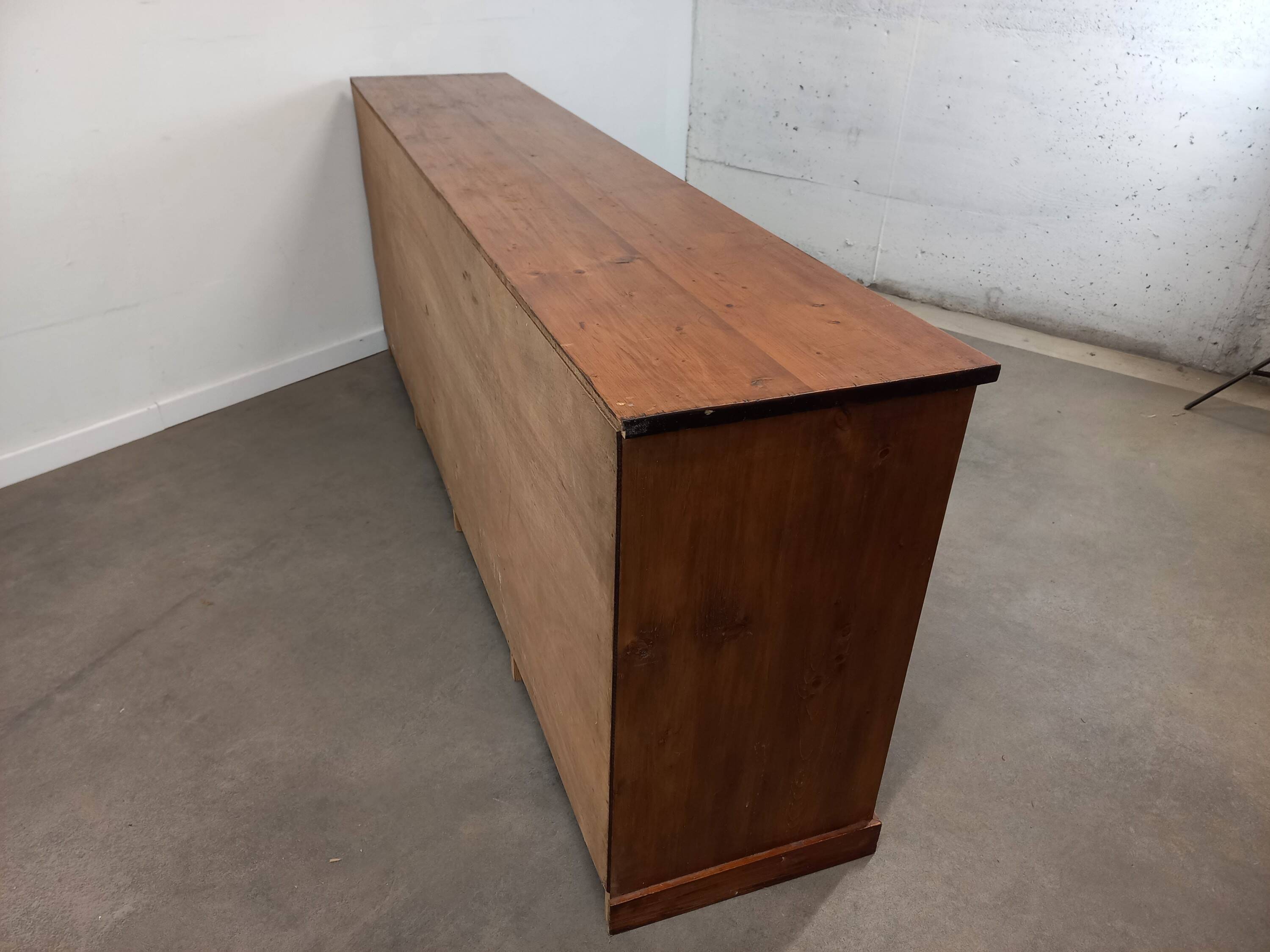 Meuble de métier à tiroirs