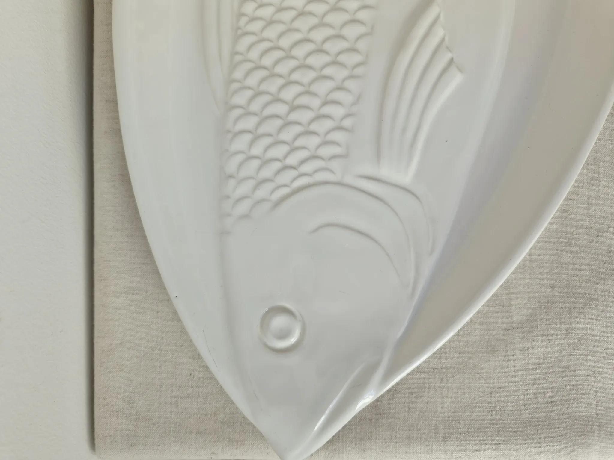 Large vintage ceramic plate "Fish" from Portugal -
