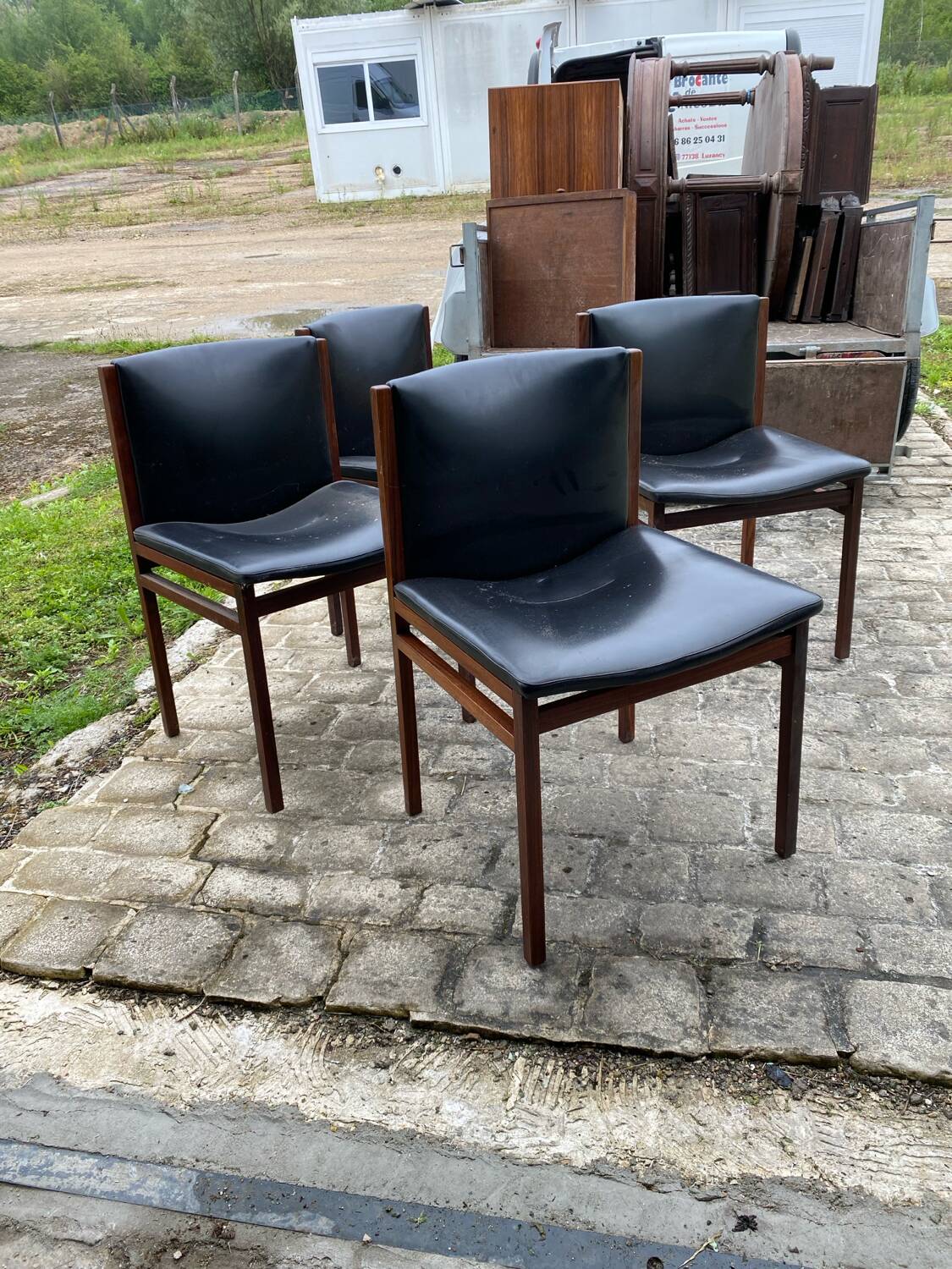 4 vintage Tito Agnoli chairs