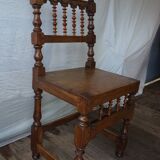 Set of 4 chairs in Spanish
