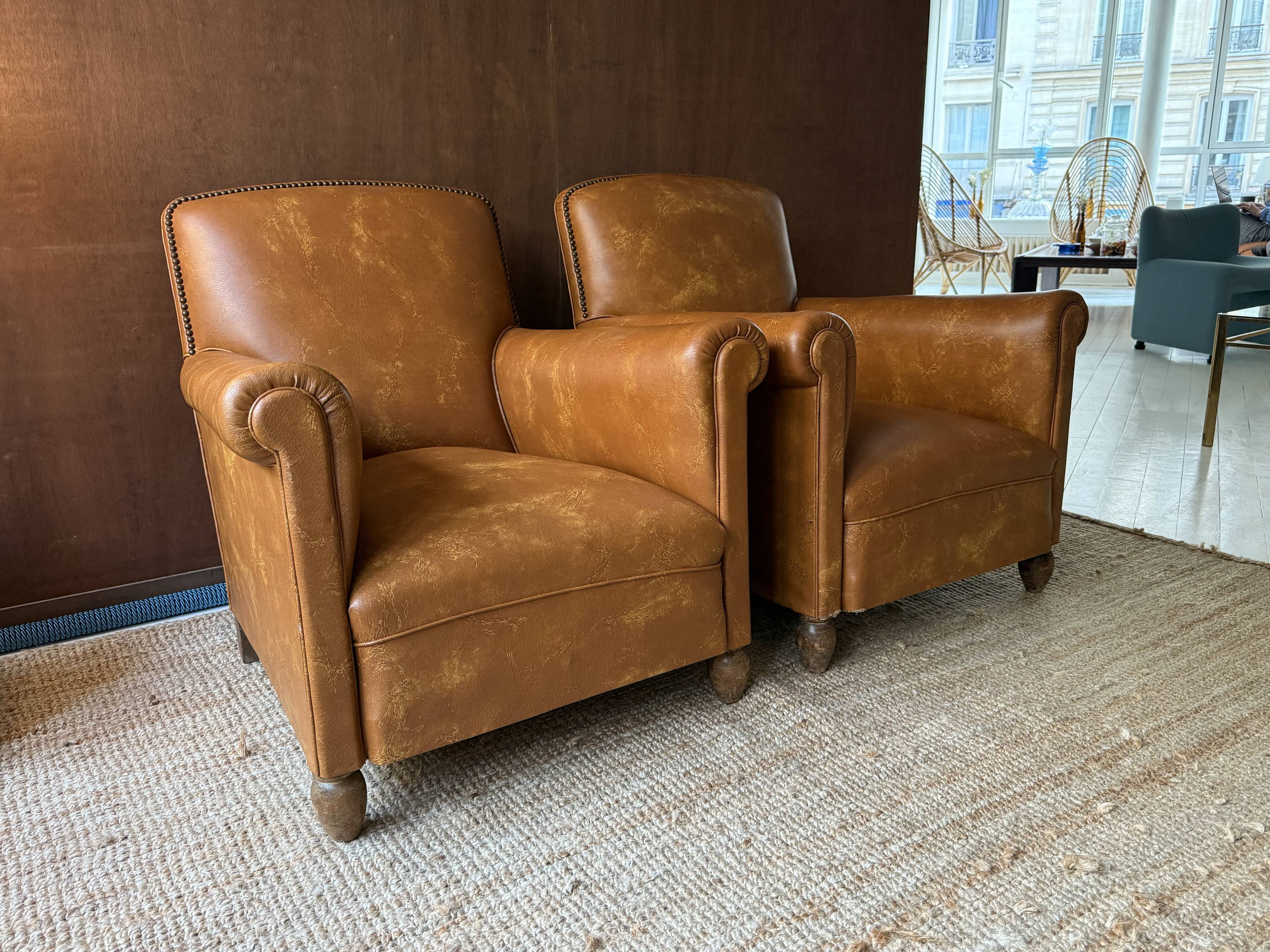 Pair of Club Armchairs in Imitation Leather