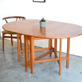 Table en teck à rabats