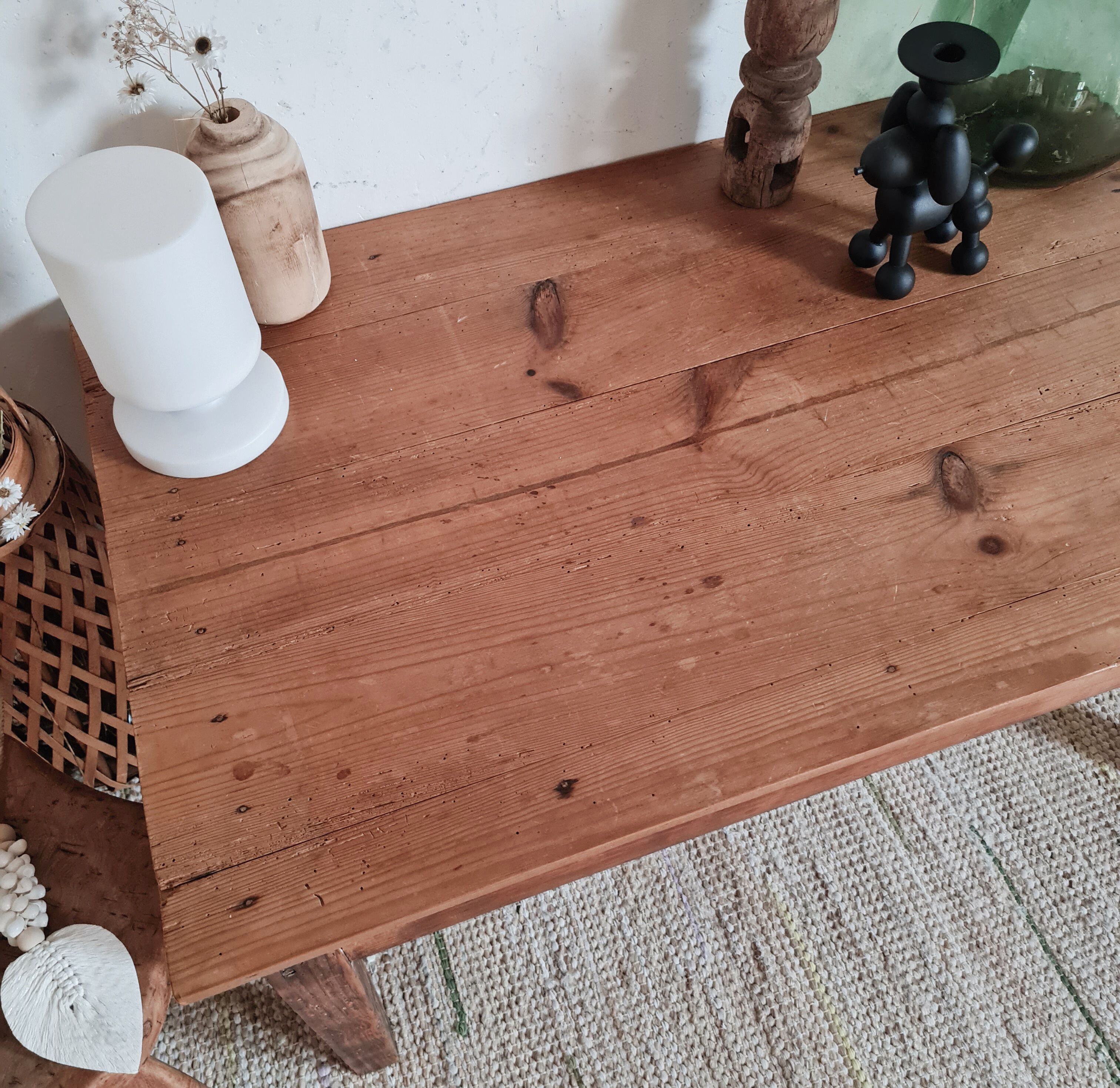 Farmhouse coffee table in raw wood with storage chest