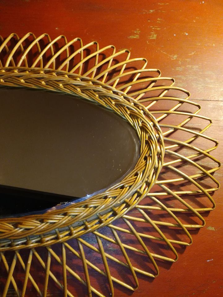 Miroir ovale en rotin 44 x 64 cm