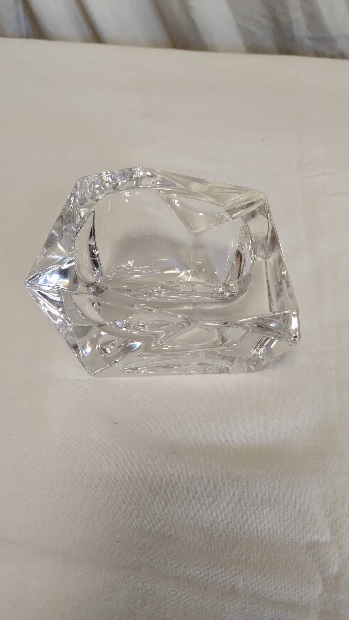Crystal ashtray signed Daum