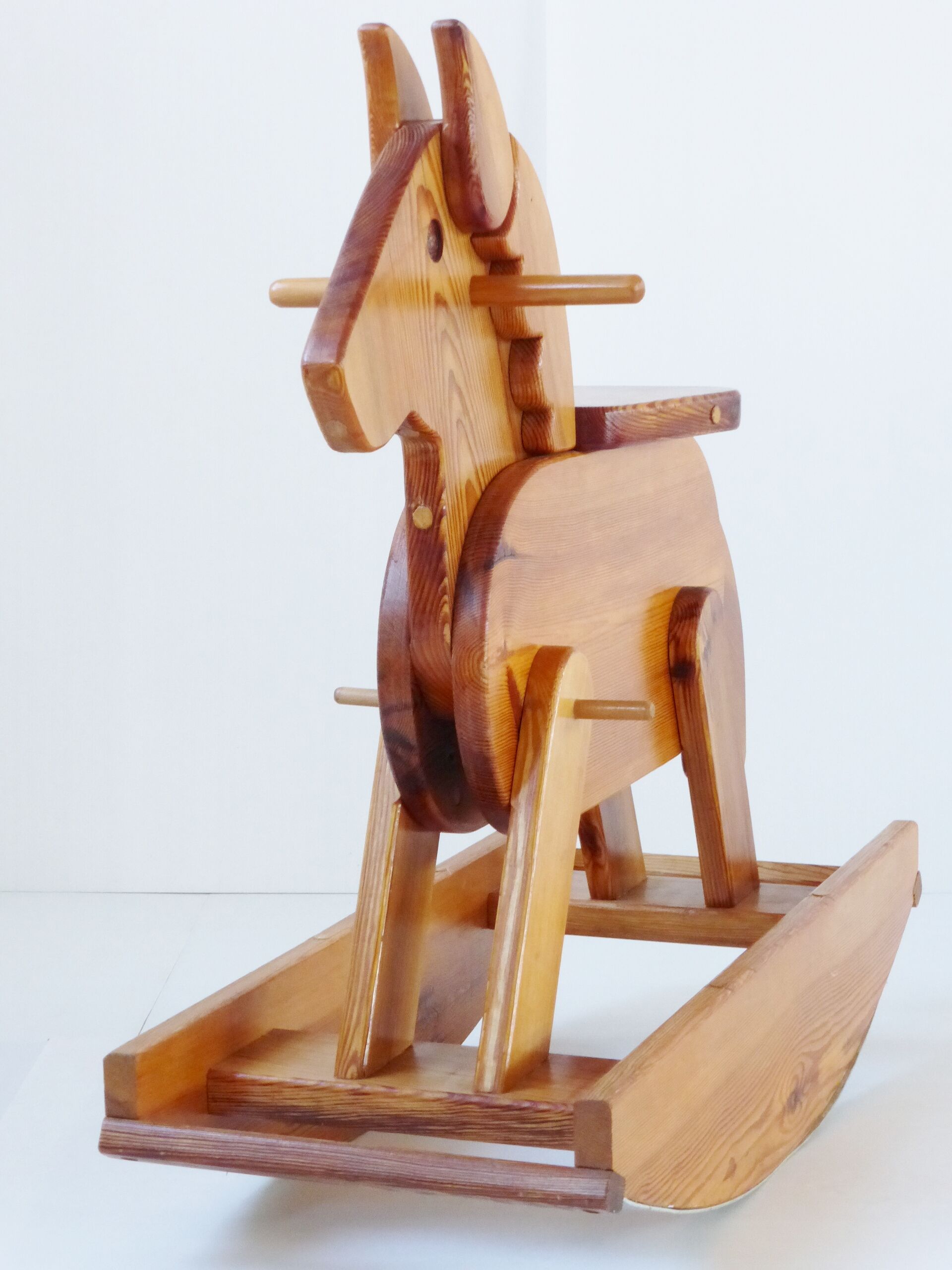 Superb horse rocking in 1970-1980 vintage seventies French rocking horse pine