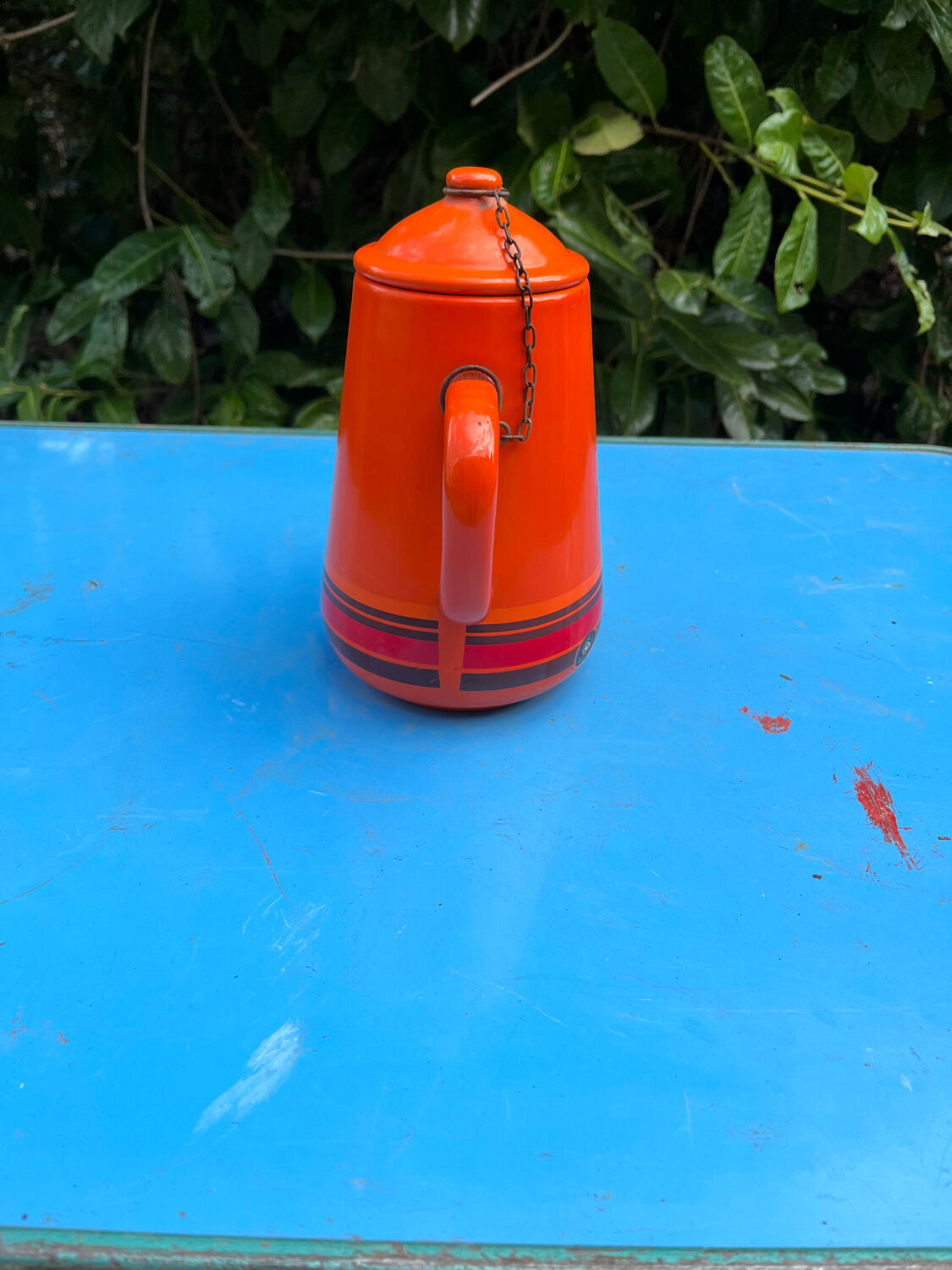 Enamelled coffee maker