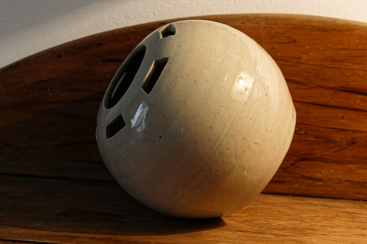 Openwork ball vase, Betzy Augeron