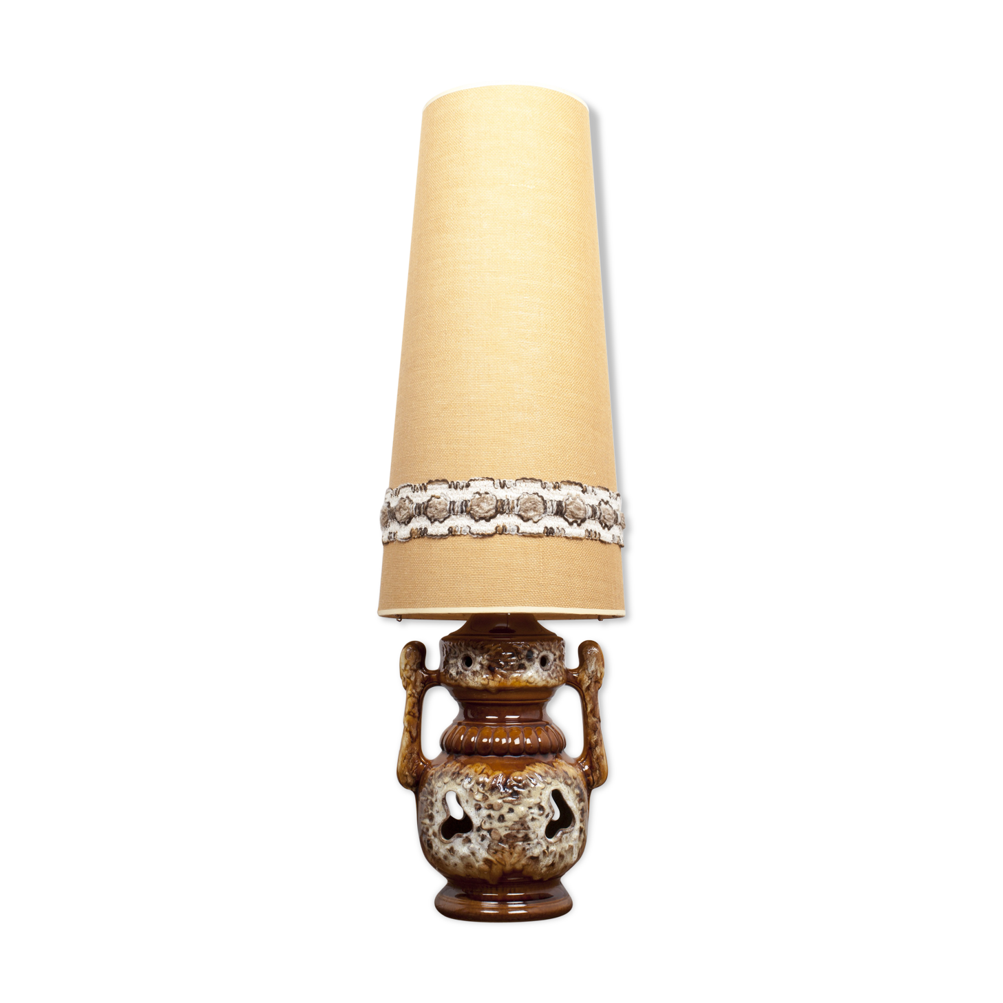 Of the 1970s vintage, foot in ceramic and fabric shade floor lamp