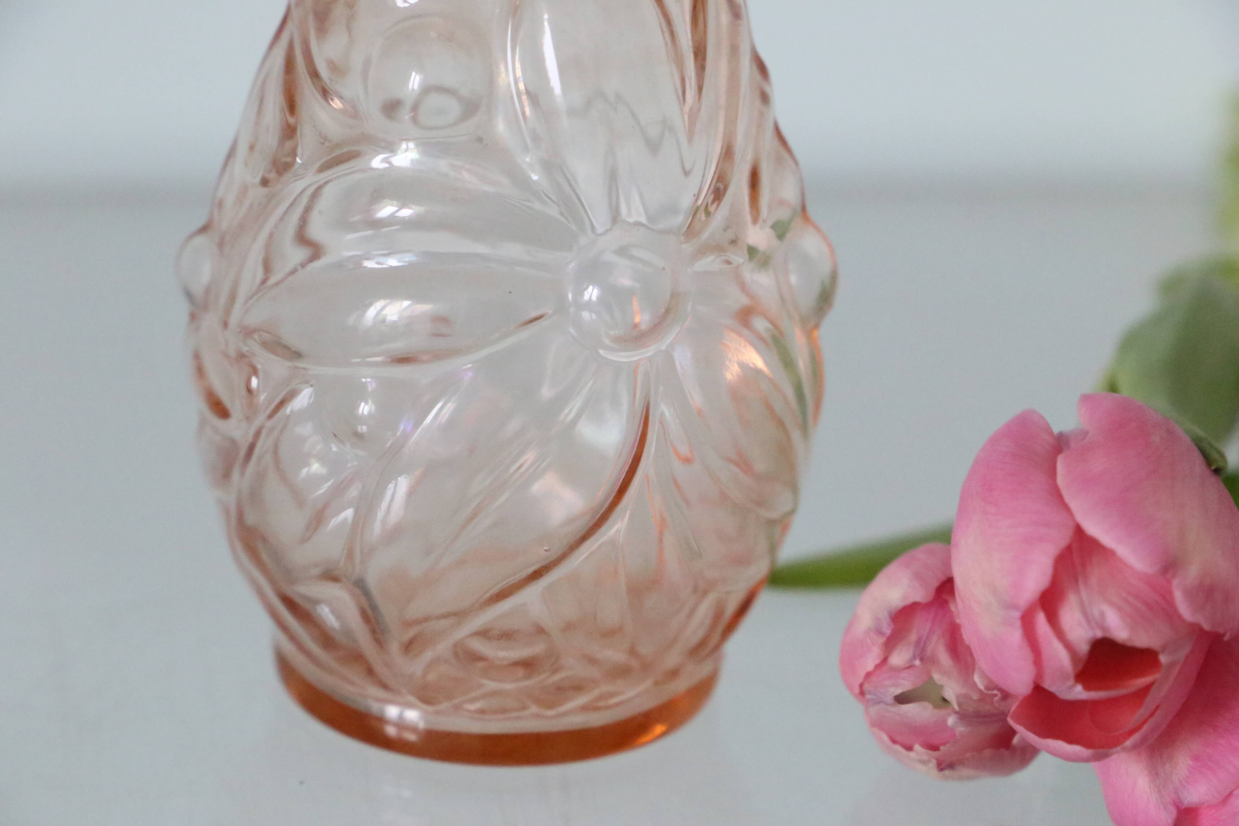 Little hyacinth vase in molded glass, vintage