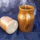 Duo de pots pichets en grès marron irisés, estampillé Digoin