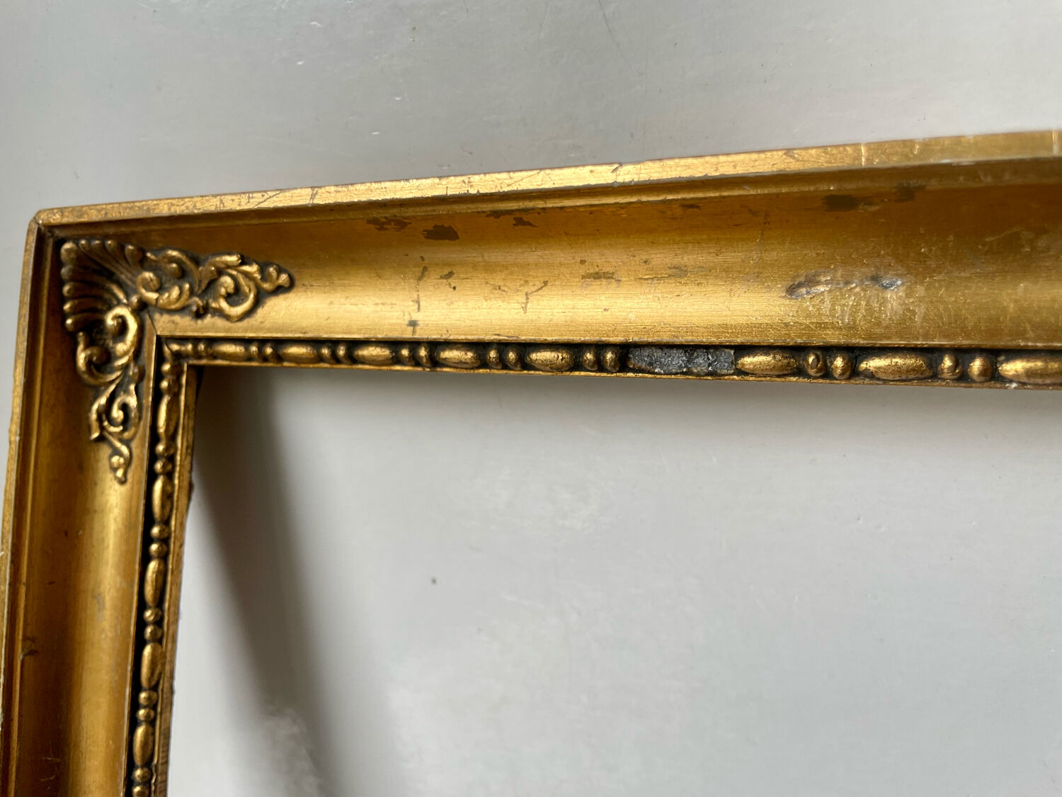 Empire style frame gilded wood measurements 26 cm x 21.5 cm