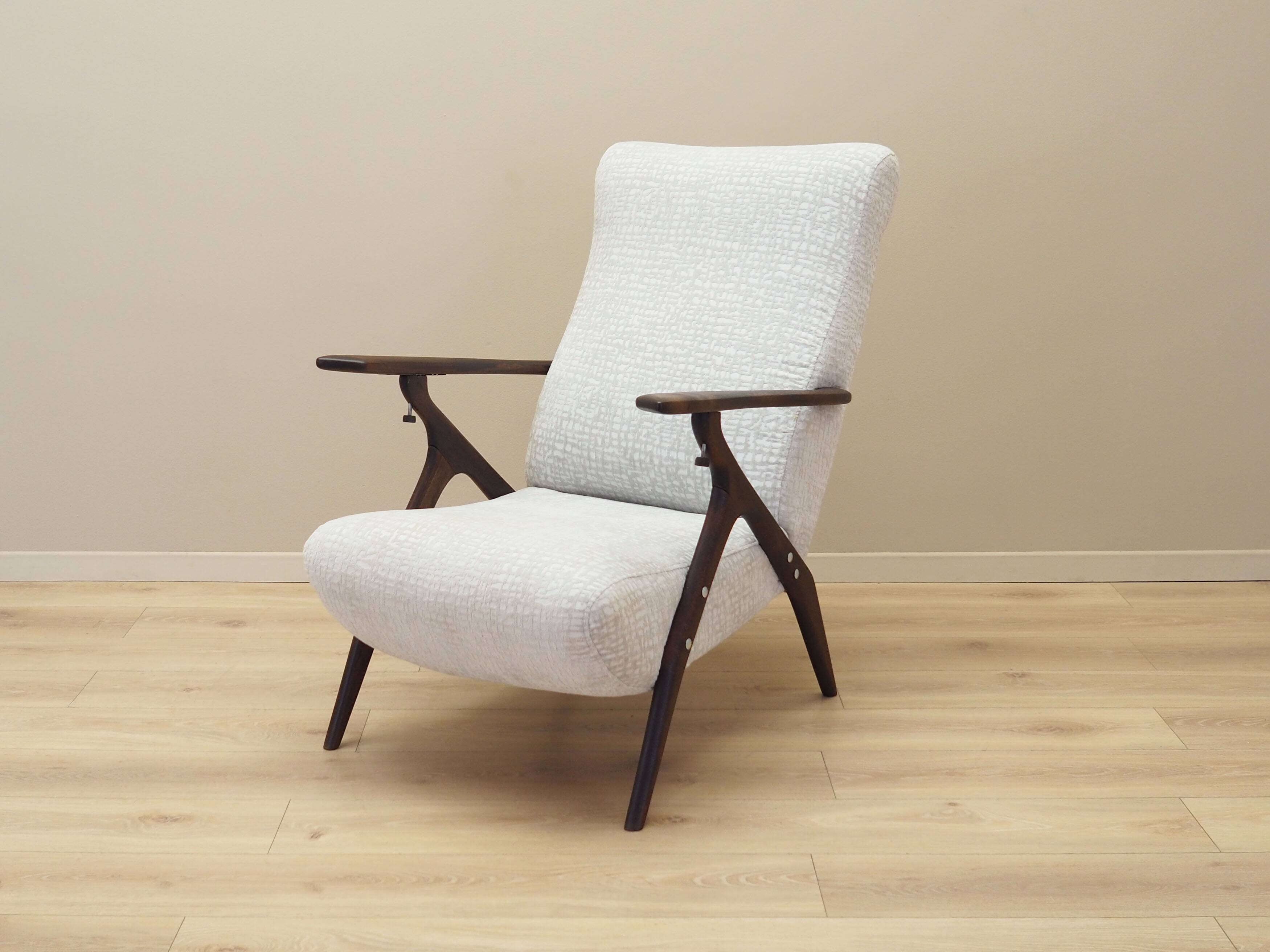 Beech armchair, Italian design, 1970s, production: Italy