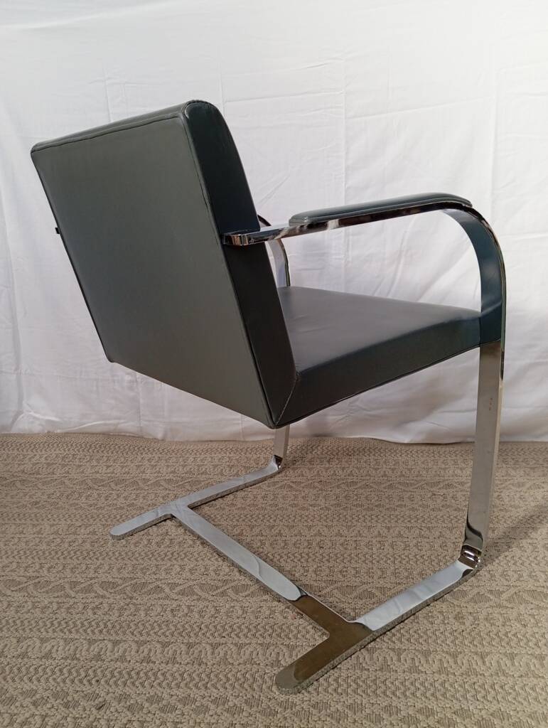 BRNO leather armchair, design Mies Van Der Rohe