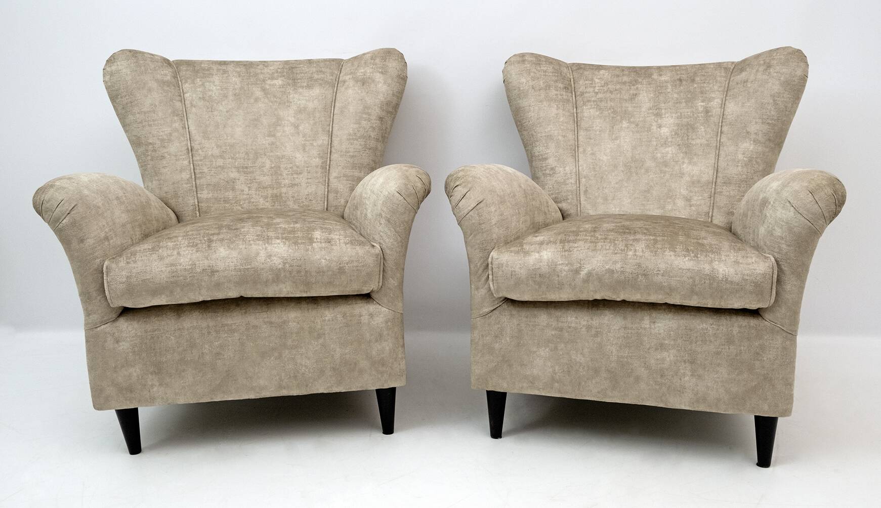 Attributed Gio Ponti Mid-Century Modern Italian Velvet Armchairs for ISA