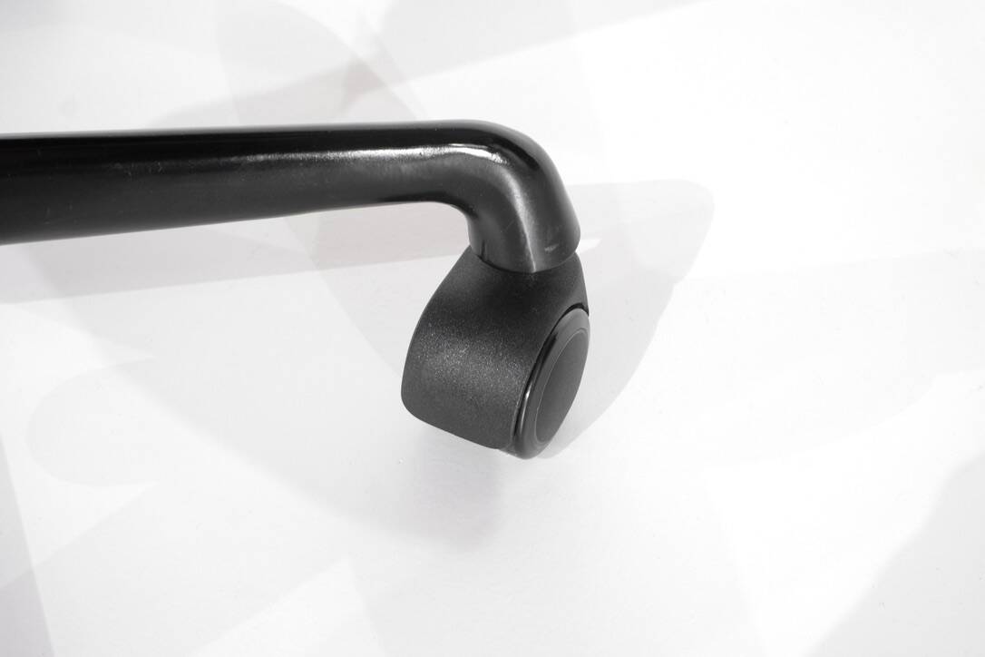 "EA 117" armchair by Charles and Ray Eames for ICF USA 1969.