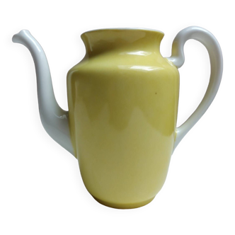 Large pale yellow teapot