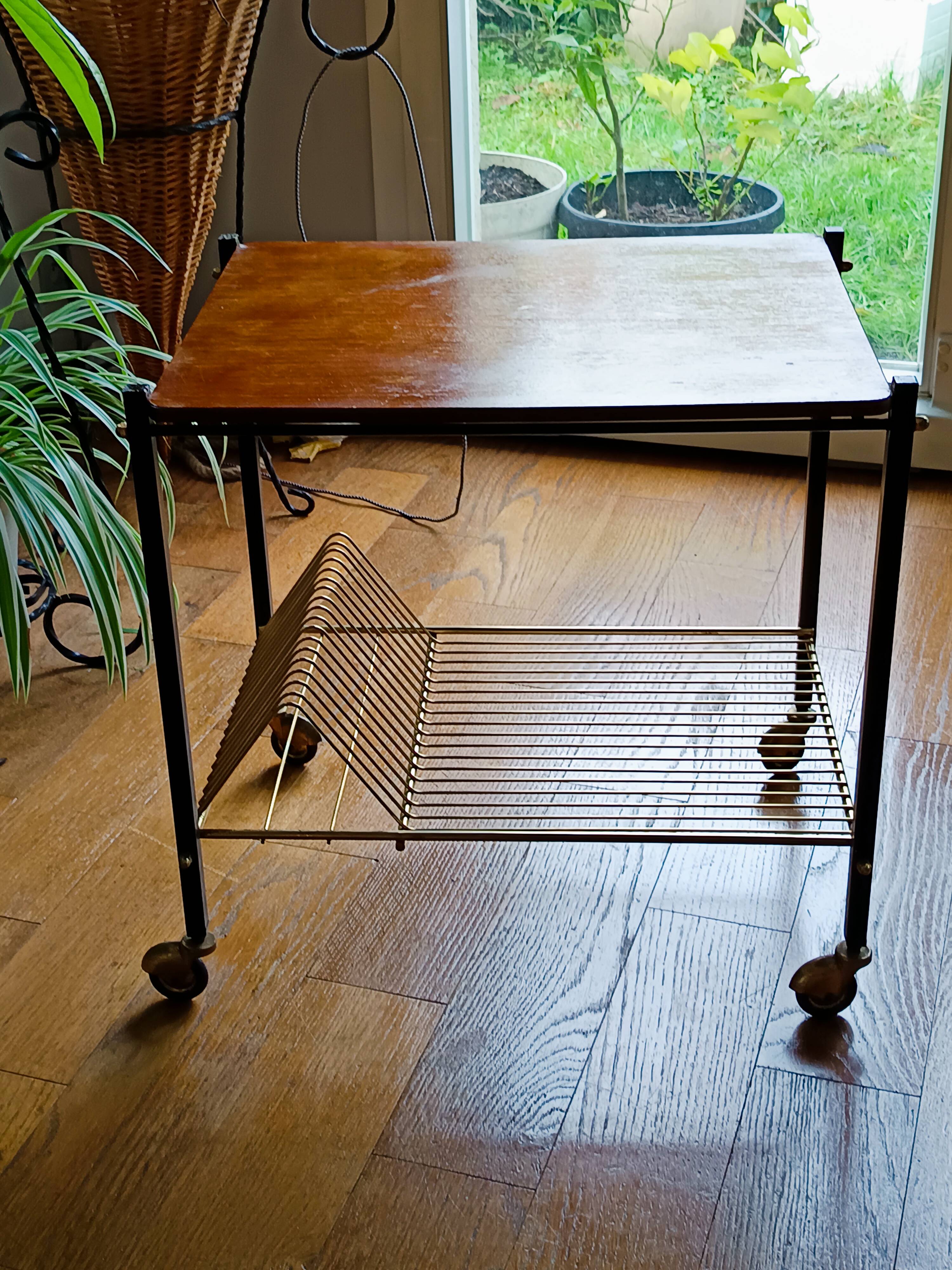 table roulante porte vinyles vintage des années 60 dessus bois