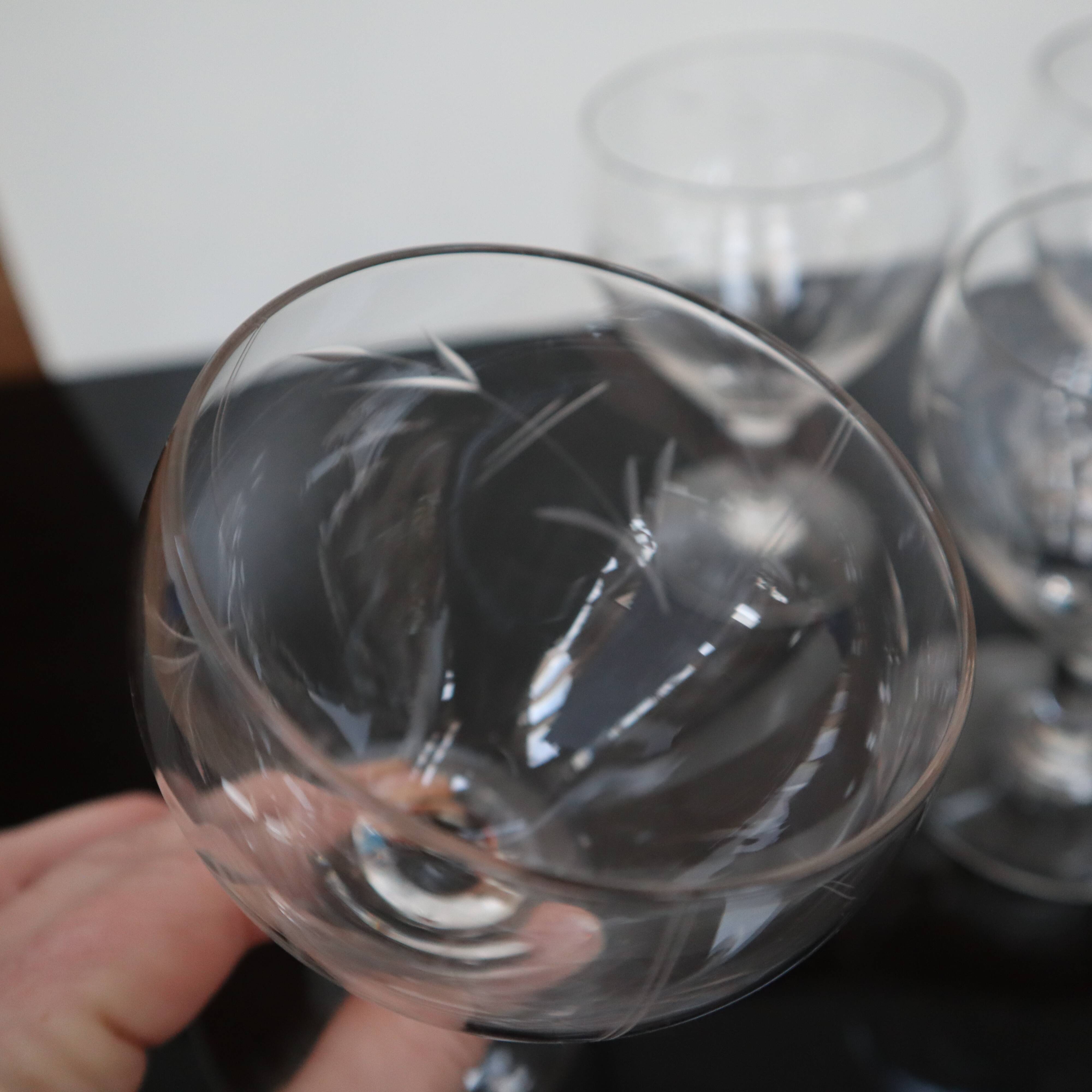 Set of 4 Vintage Finely Etched Stemmed Red Wine Glasses