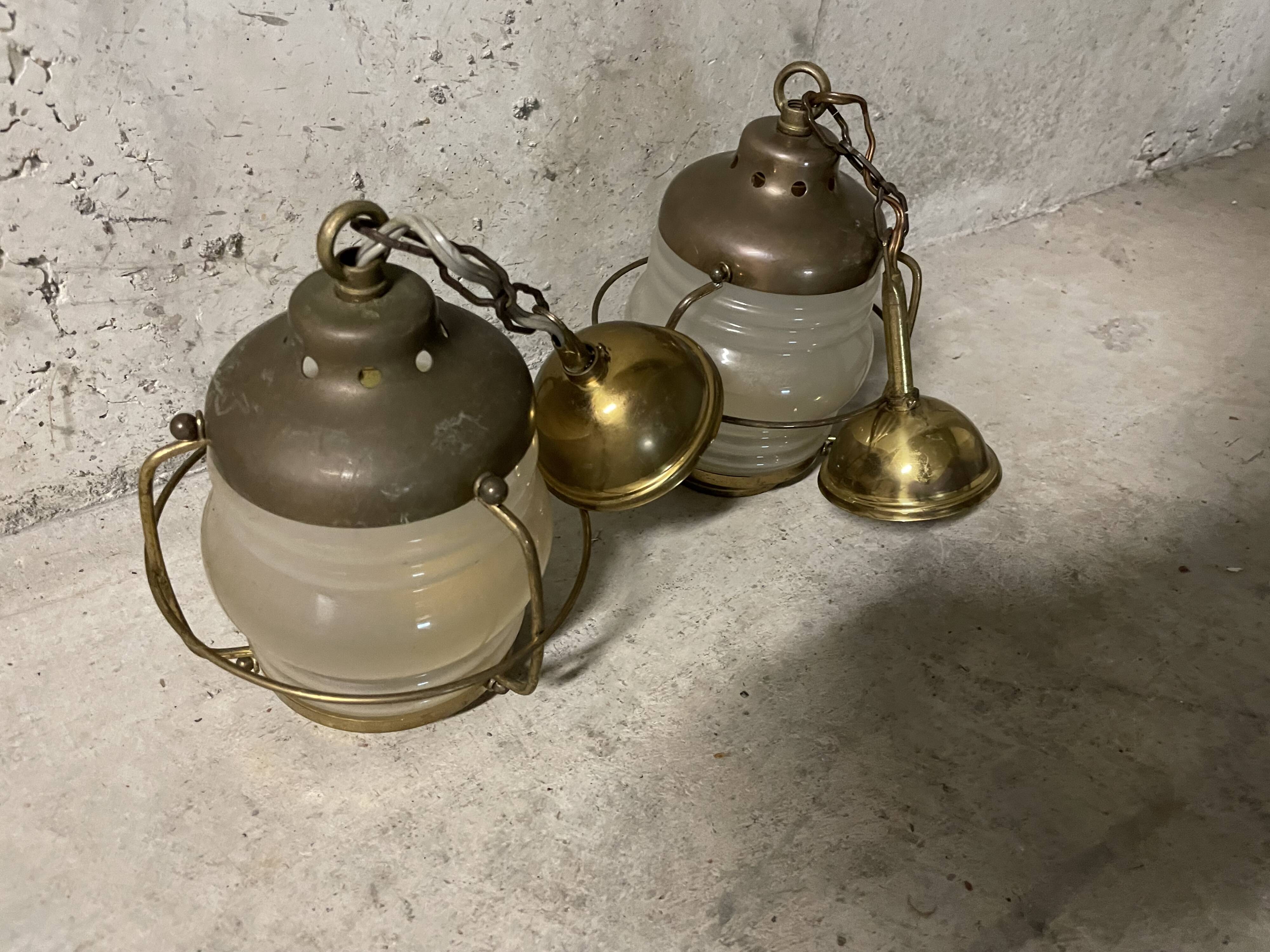 Pair of marine suspensions