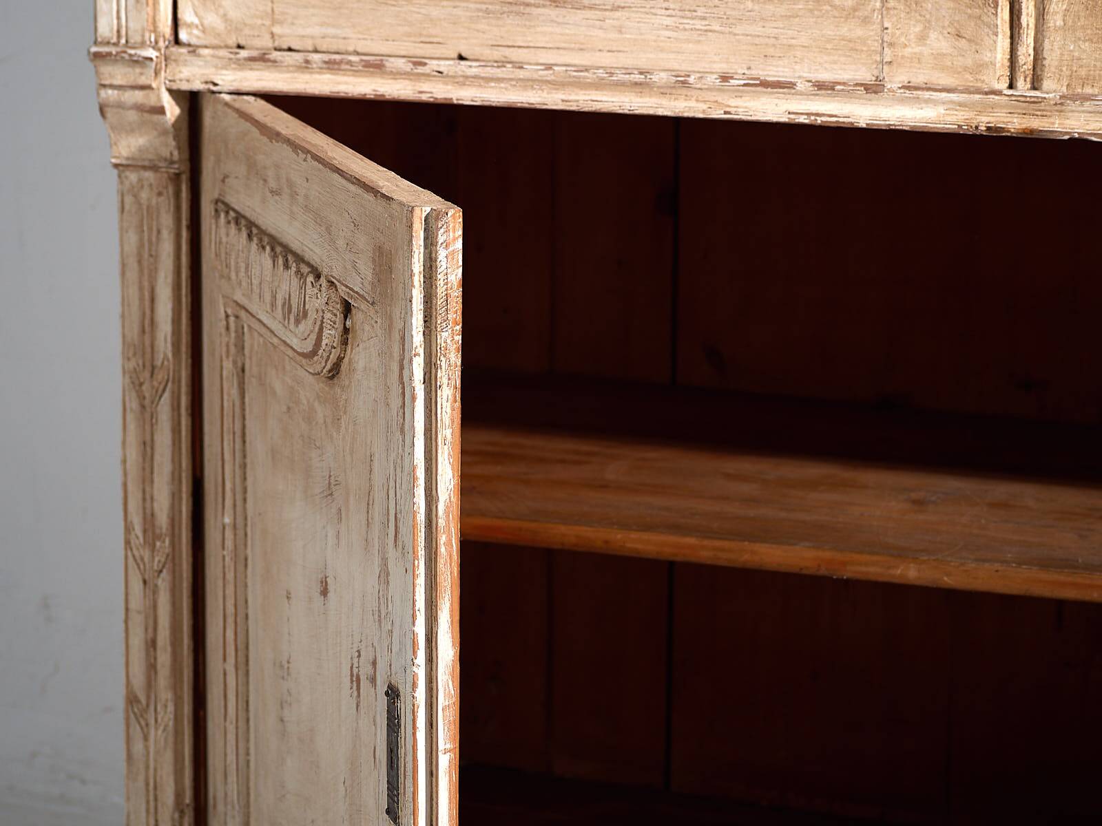 Antique white desk chest of drawers (circa 1920)