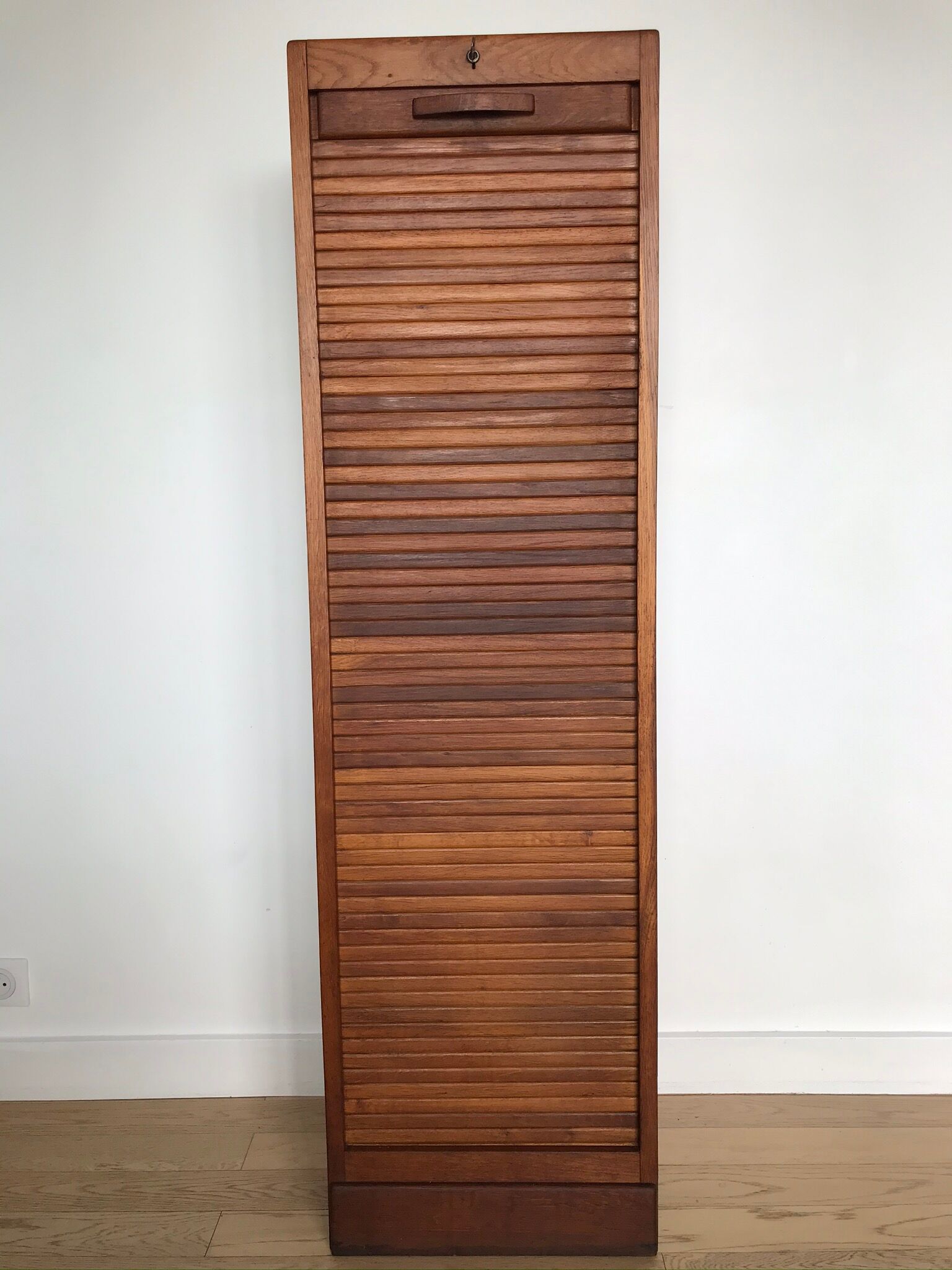 Vintage curtain binder in solid oak 5 shelves