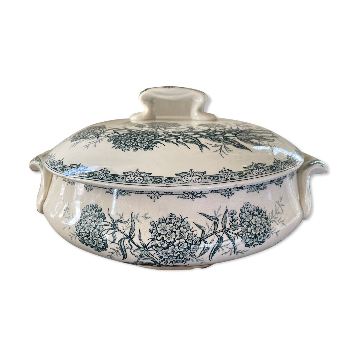 Former St Amand model DAISY soup