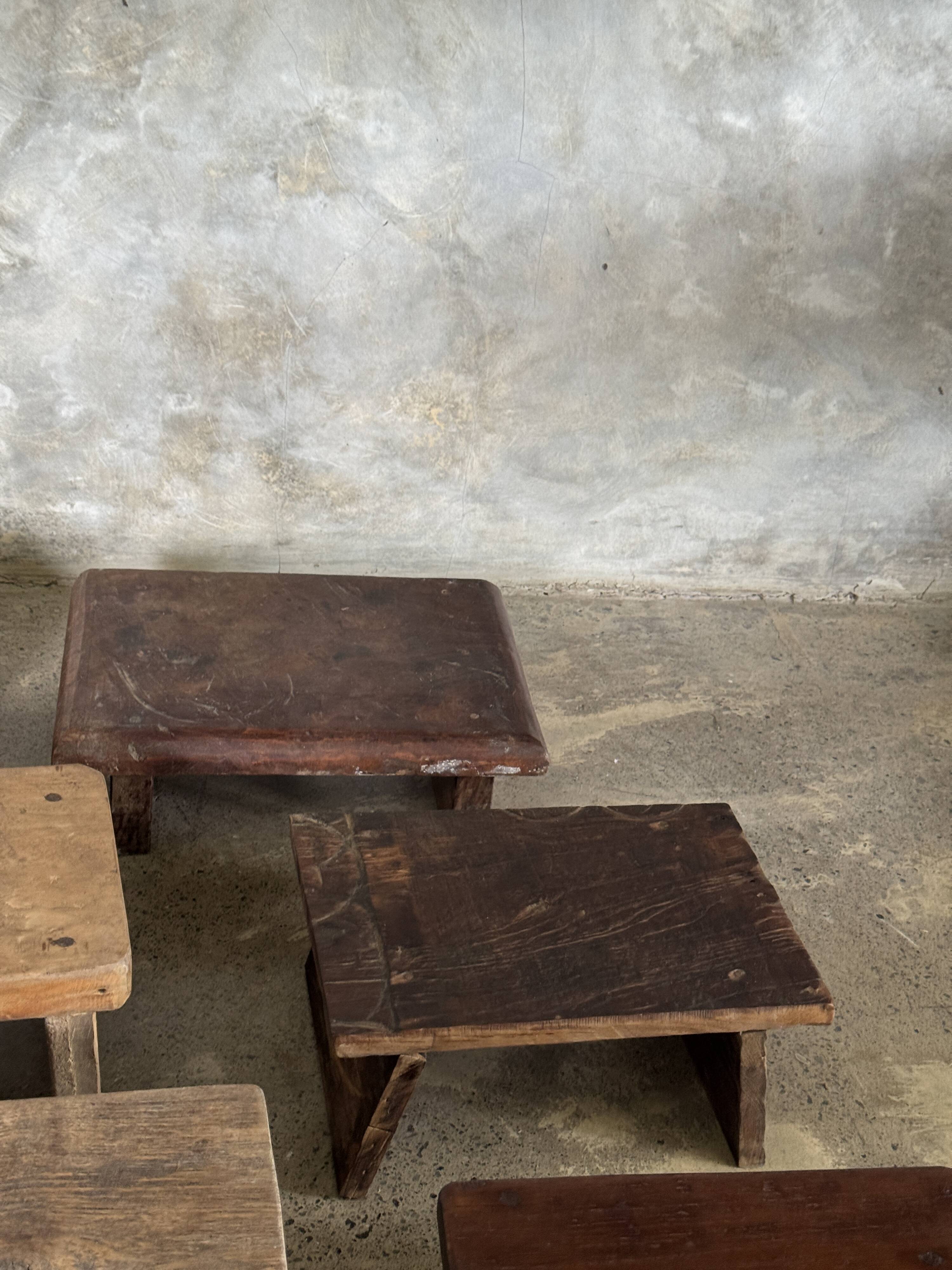 Small auxiliary stool in dark brown upcycled teak wood, engraved (3275)