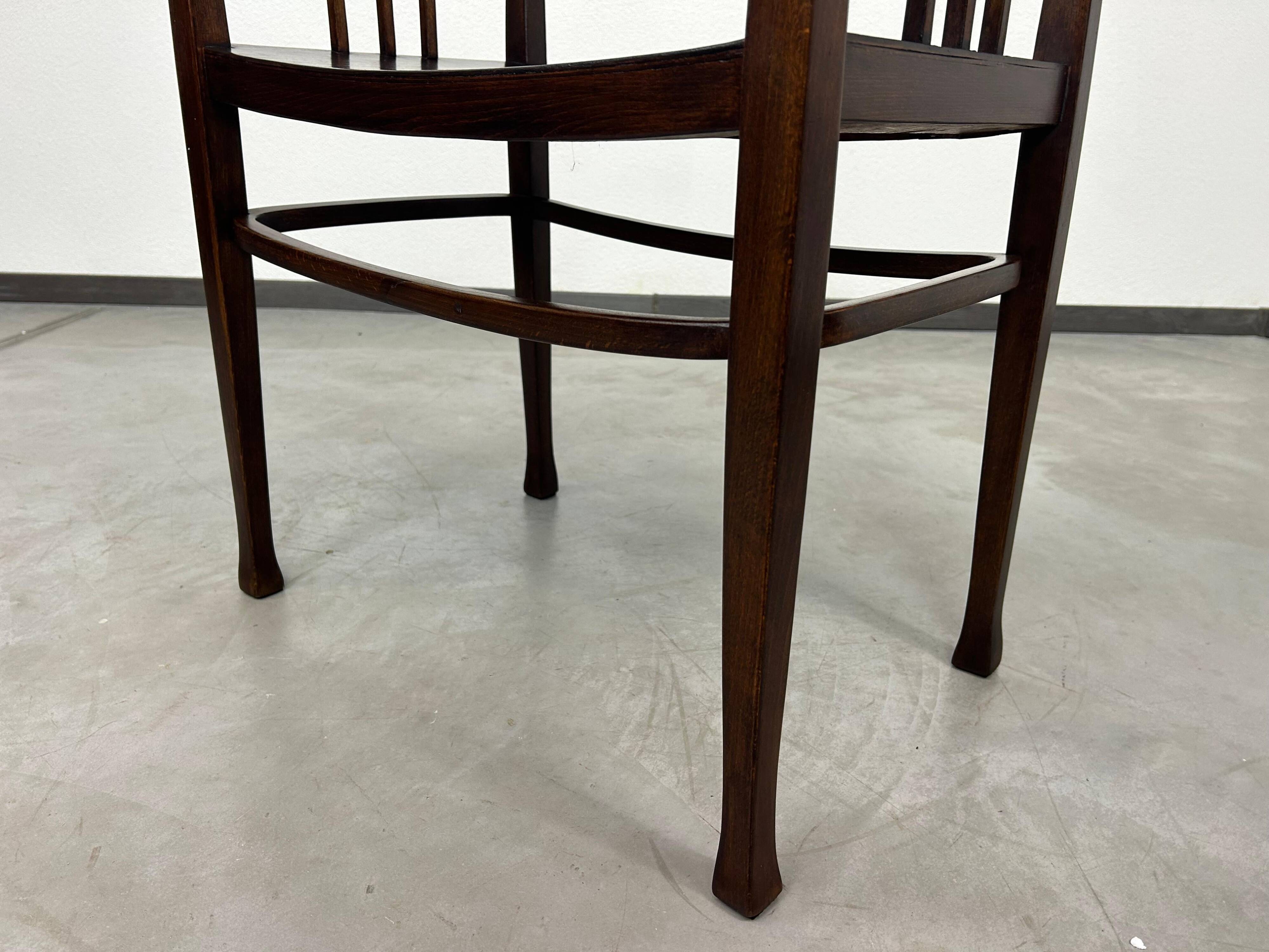 Sofa Jugendstil no. 6611 attributed to Otto Wagner for Thonet