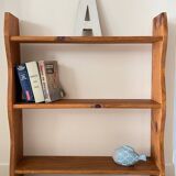 Shelf to stand or hang with 3 vintage wood trays