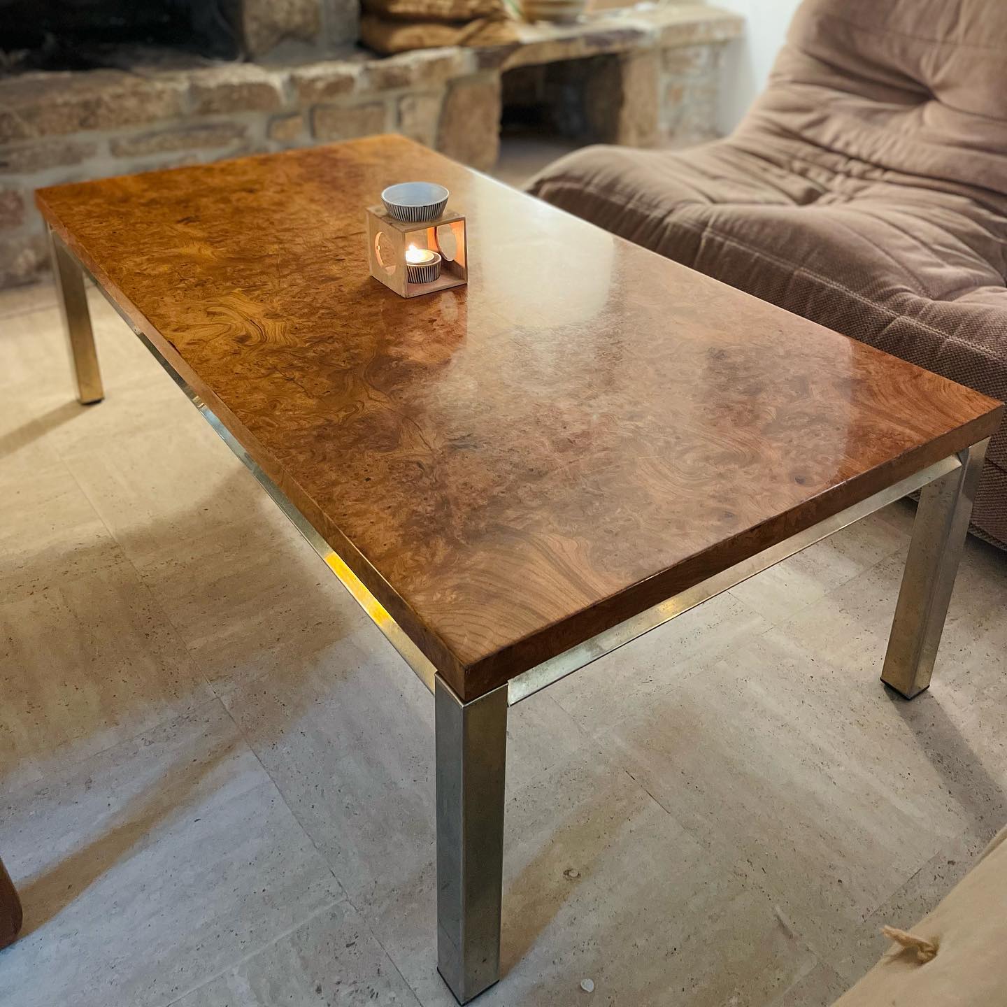 Coffee table - gold metal base with a beautiful patina