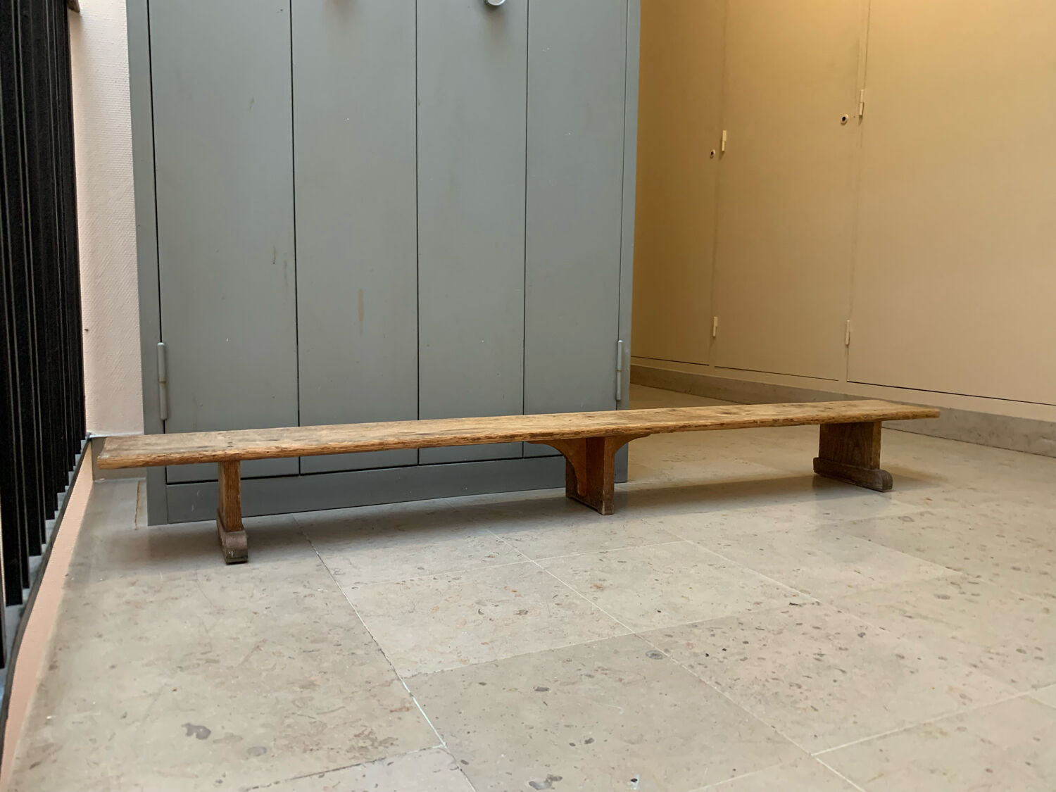 Banc ancien en bois