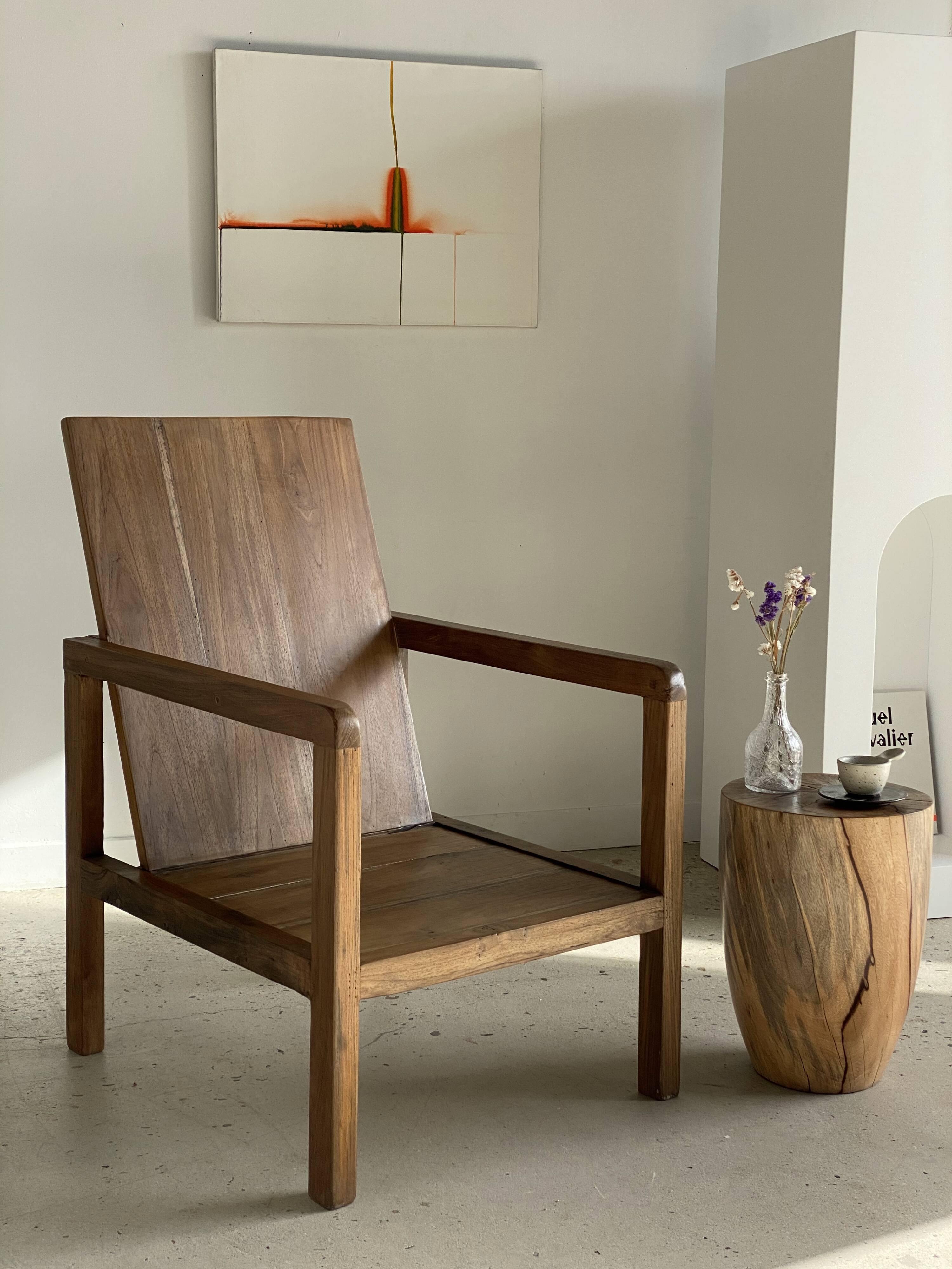 Armchair in natural wood (teak) minimalist design