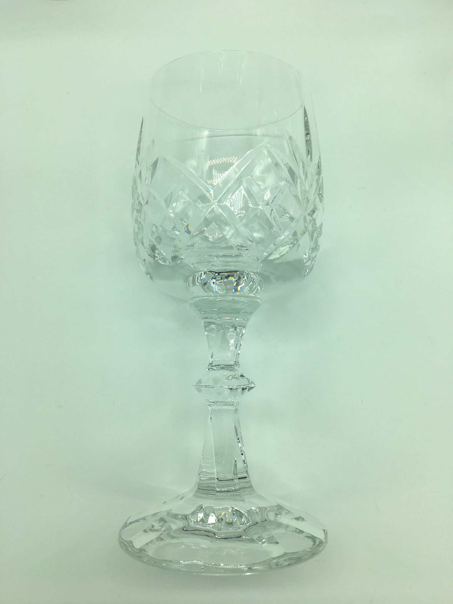 Cut crystal glasses: duo, 6 champagne, wine and water glasses from the 60s