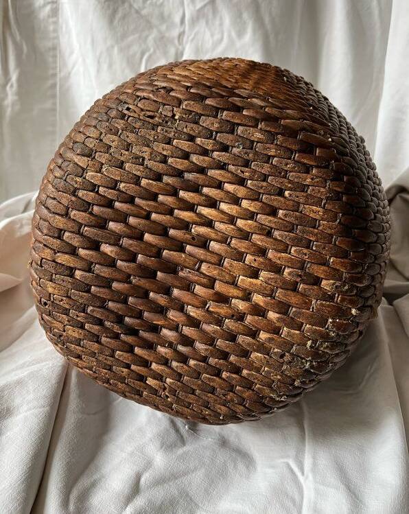 Early 20th century Chinese grain basket made of woven willow