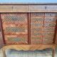 Commode en bois marqueté – Décor floral