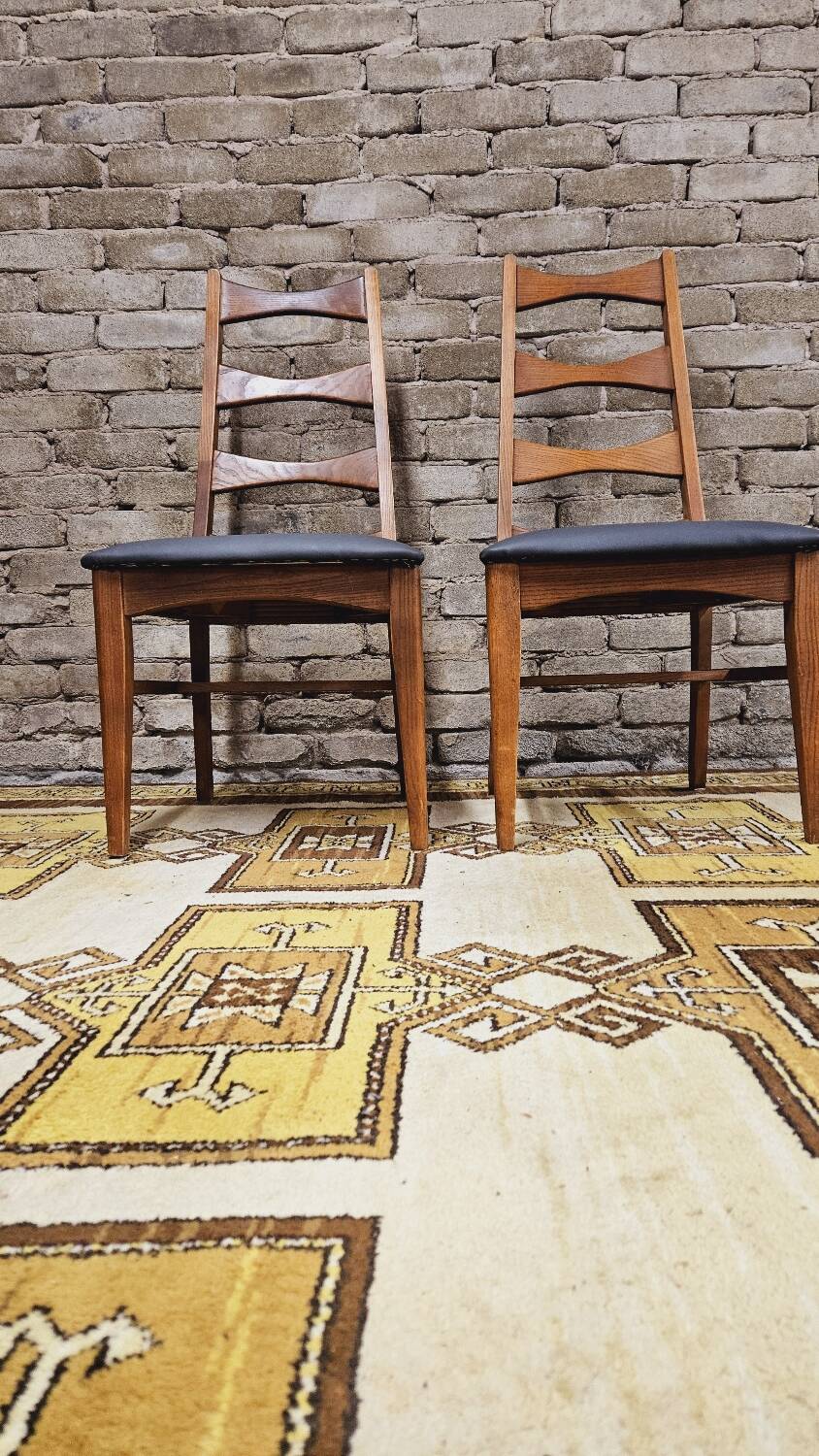 Pair of Scandinavian chairs 1970