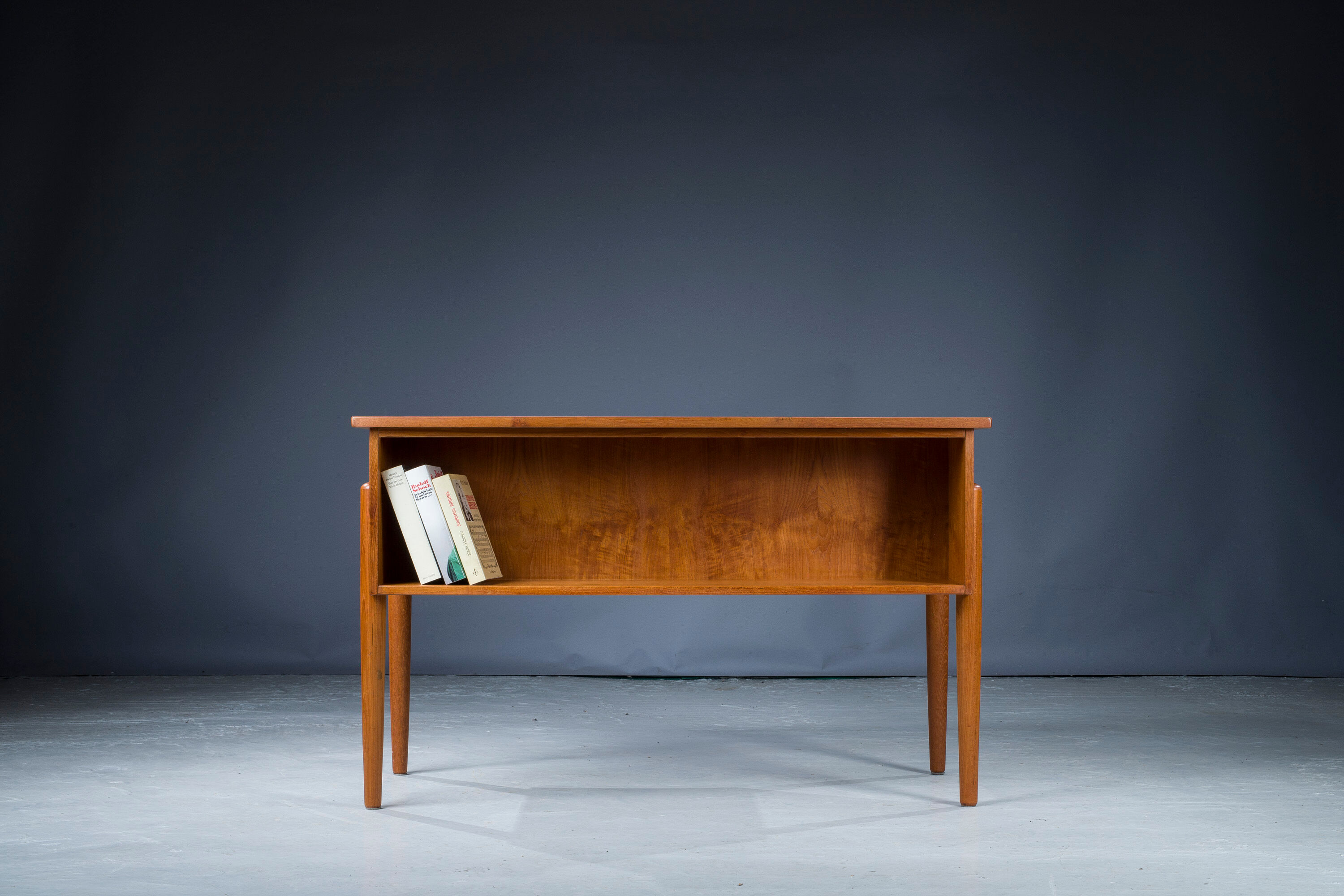Danish teak desk, 1970s