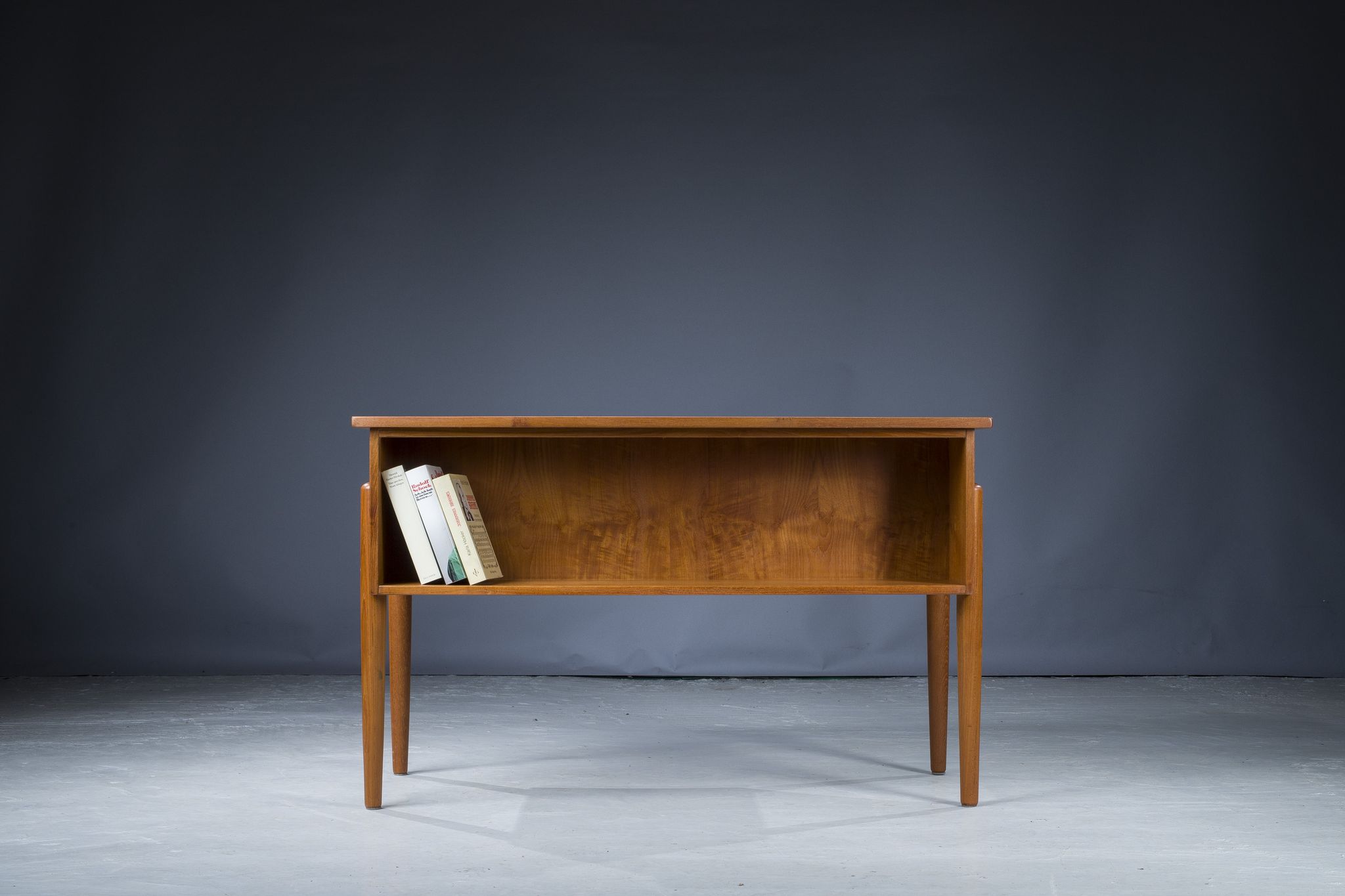 Danish teak desk, 1970s