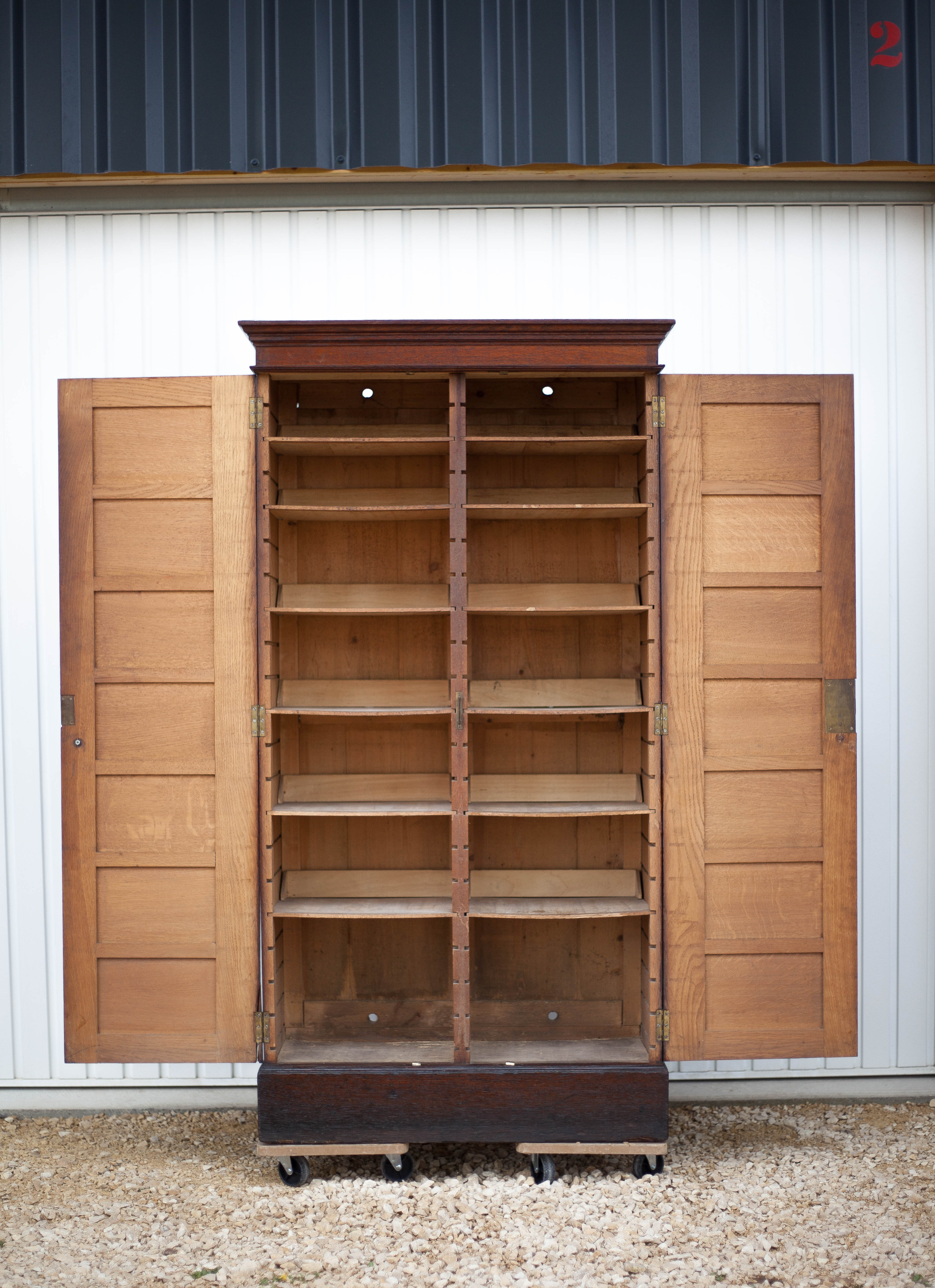 Parisian notary cabinet