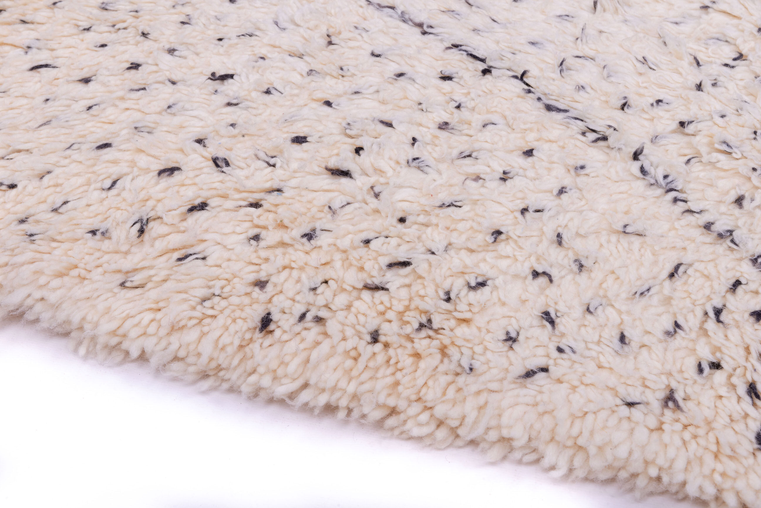 Vintage ouarain blessed carpet 255x172cm