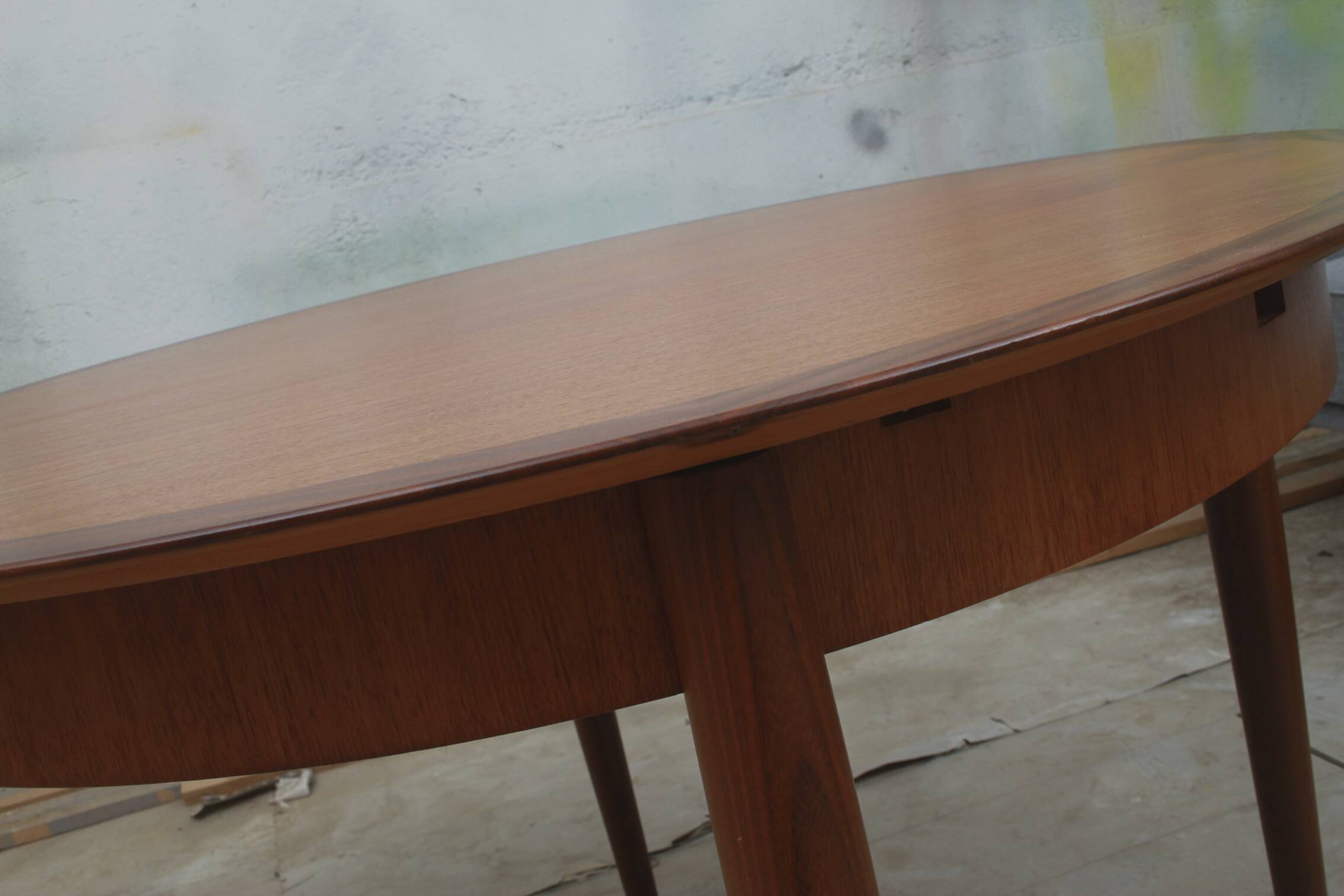 1960s round diningtable in teak from Lübke