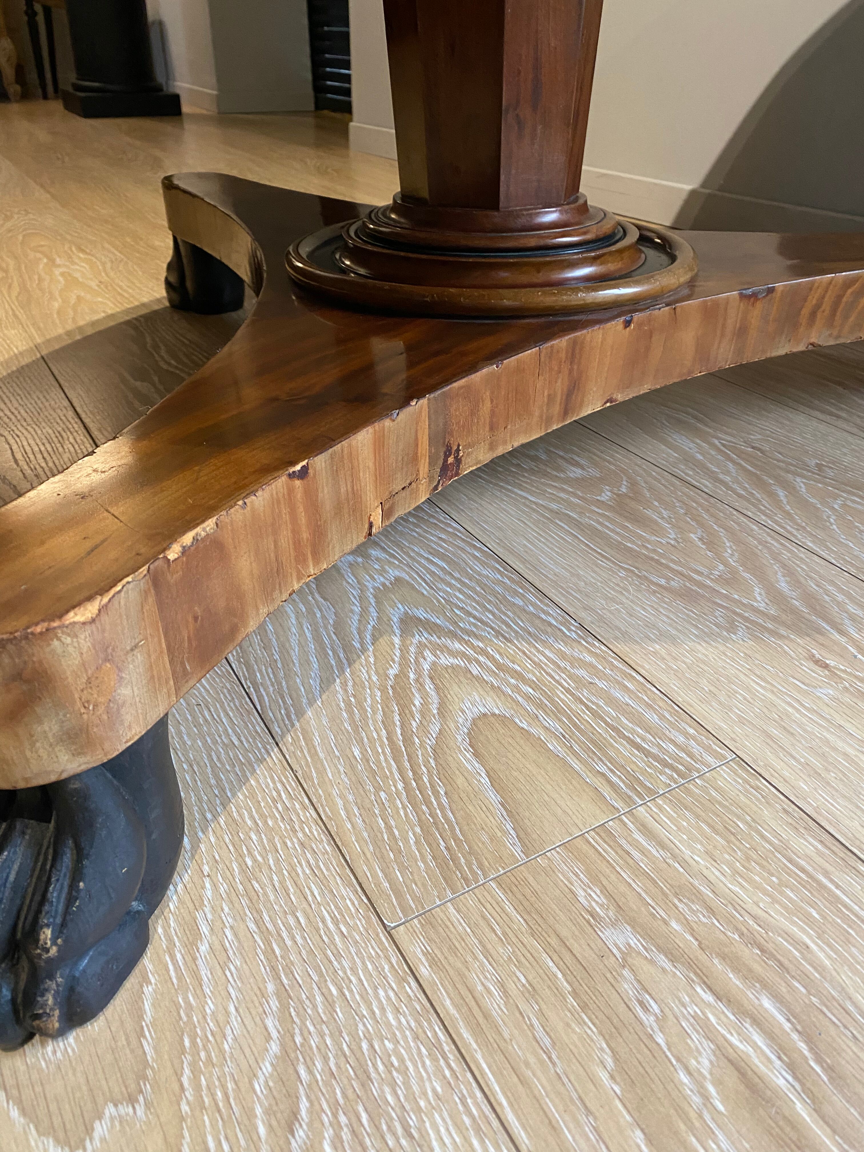 Dining table Empire nineteenth century